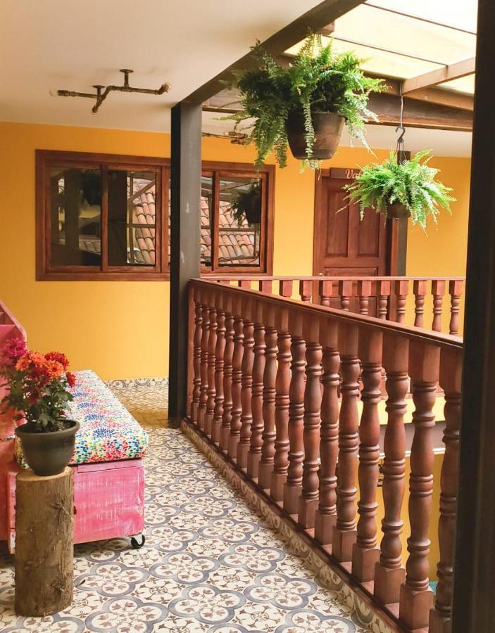 Hostal Casa Astromelia Bogotá Eksteriør billede