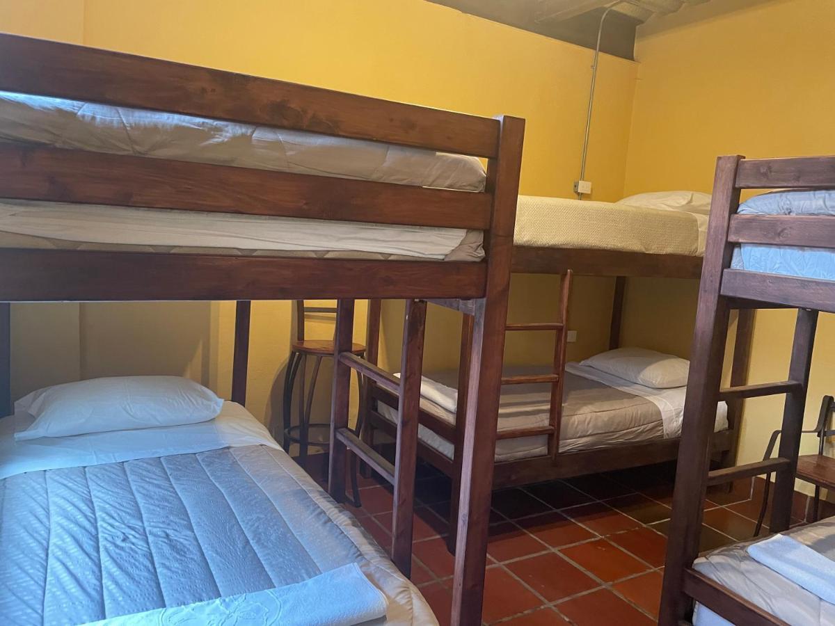 Hostal Casa Astromelia Bogotá Eksteriør billede